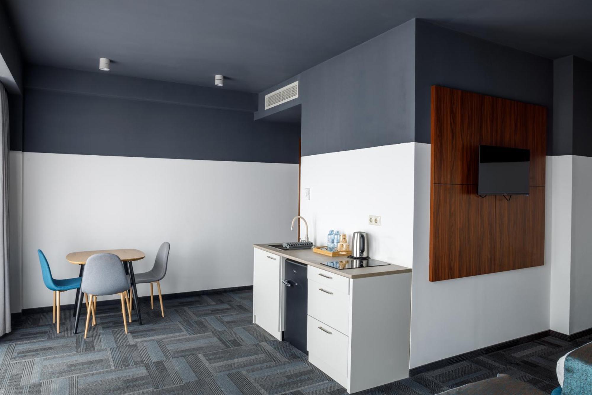 Address Inn Tbilisi Zewnętrze zdjęcie