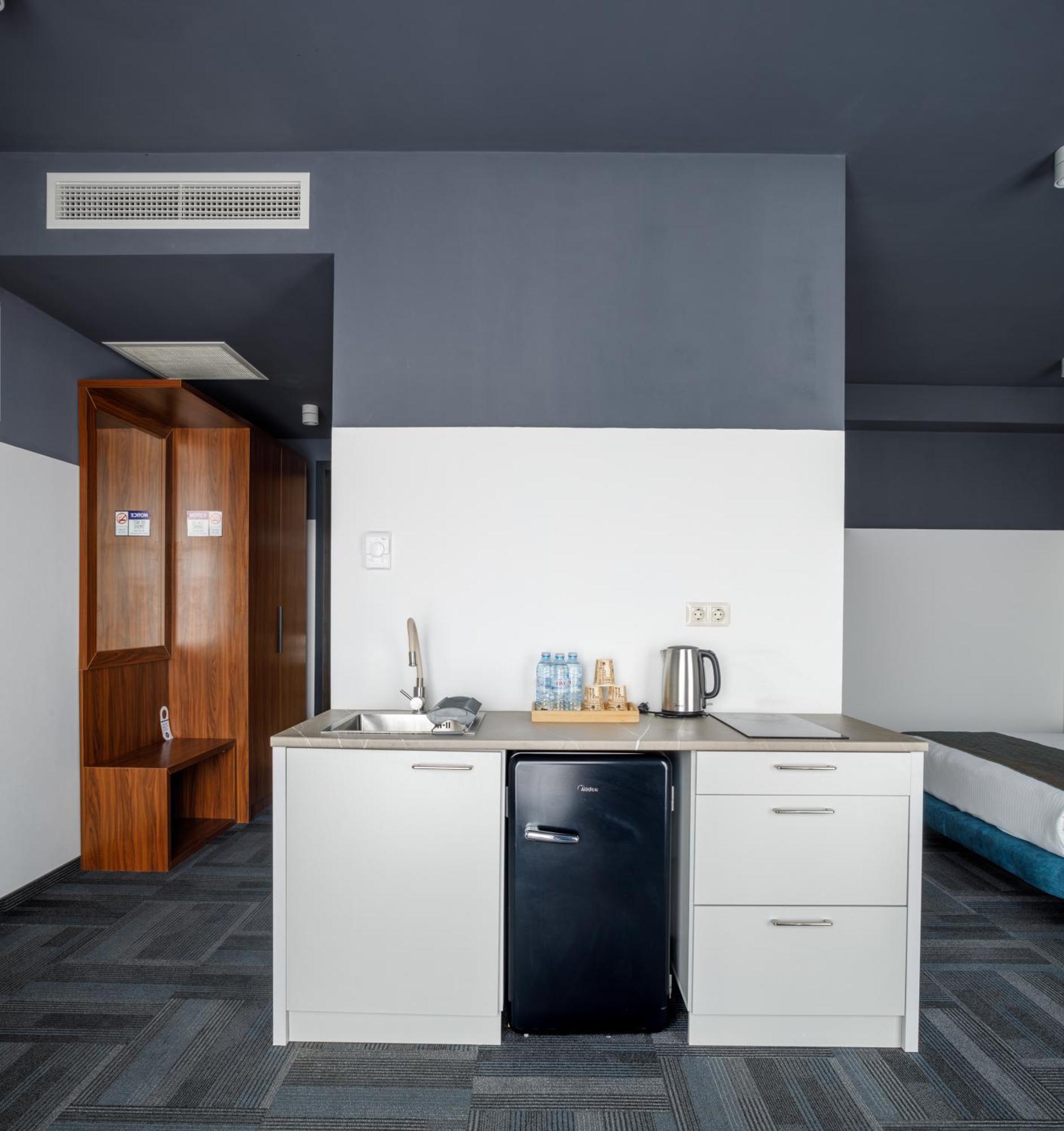 Address Inn Tbilisi Zewnętrze zdjęcie